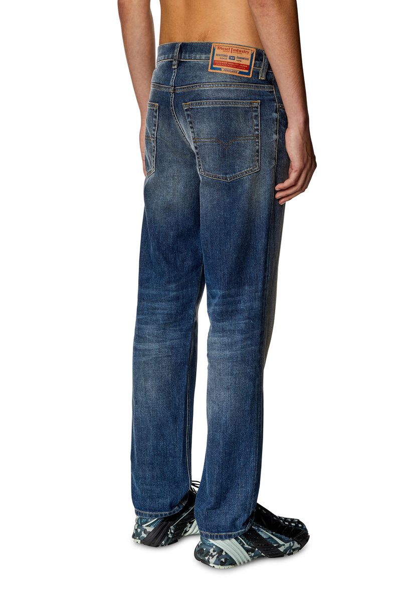 Jean-Stretch-Para-Hombre-2023-Finitive-