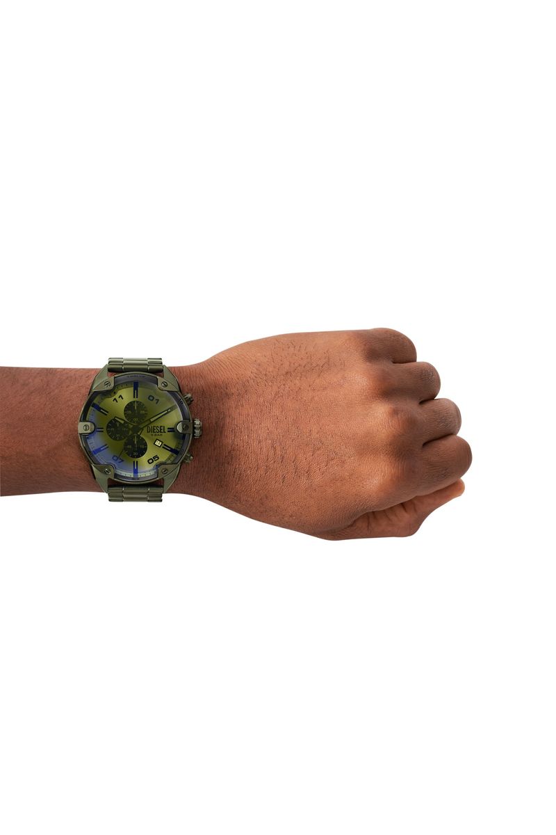 DZ4670_onwrist.jpg