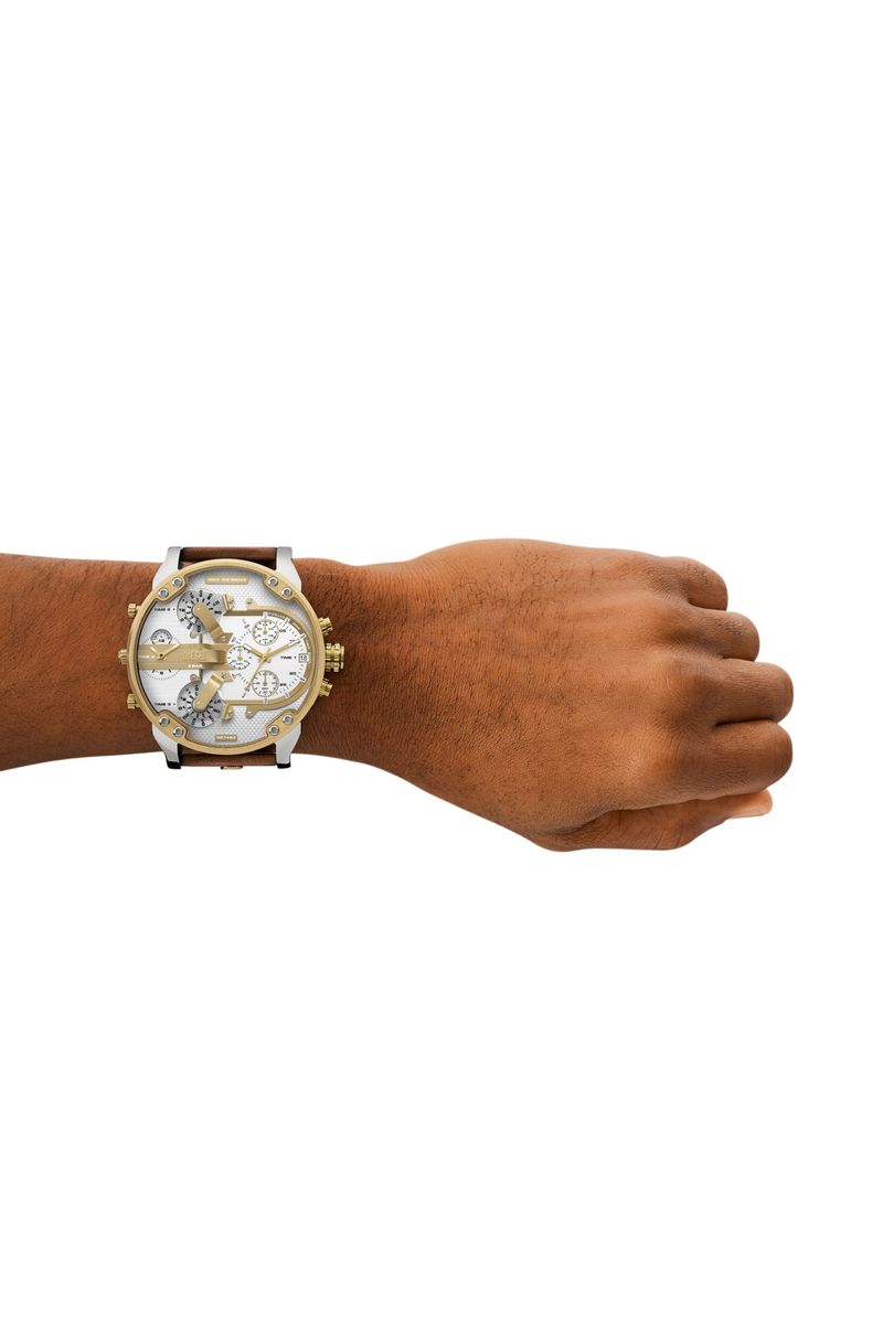 DZ7483_onwrist.jpg